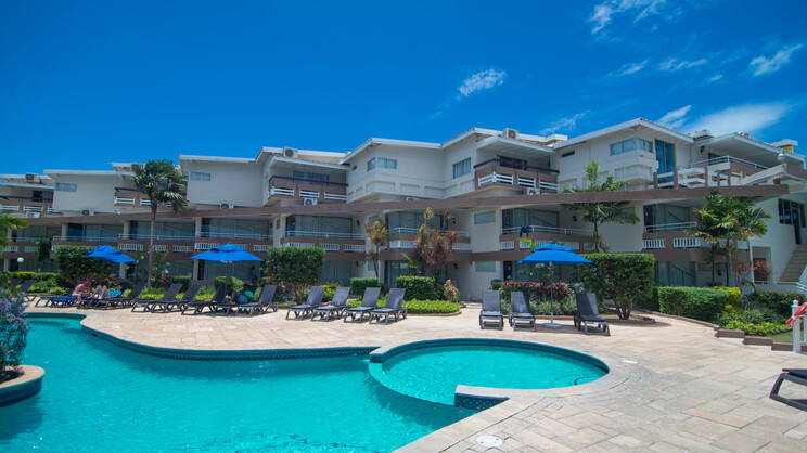 Tropikist Beach Hotel & Resort